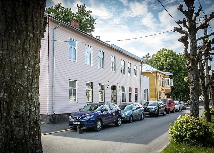 Karusselli 3 * 페르누